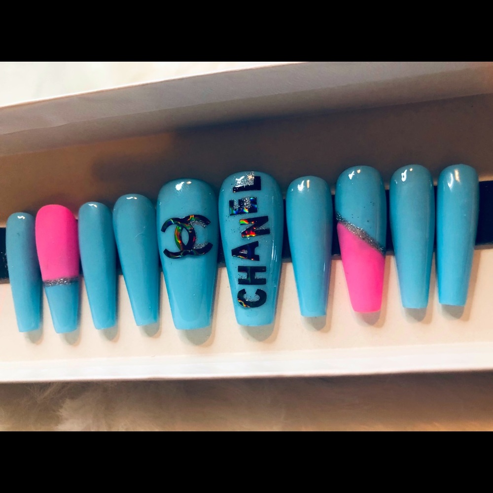 Custom Press on Nails